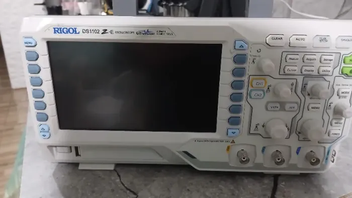 Osciloscópio Digital Rigol 100mhz 2 Canais Ds1102z-e