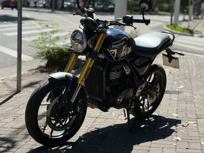 Triumph SPEED Gasolina Manual