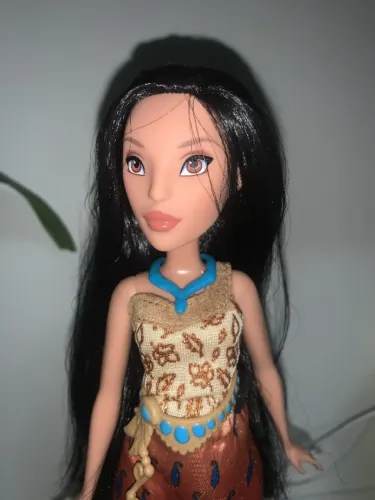 Boneca POCAHONTAS 2015 Hasbro Disney Princess Classic Antiga