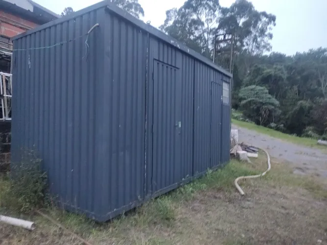 Container com opção de lanchonete, WC 