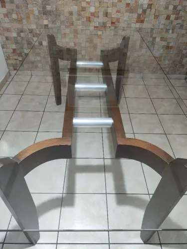 Mesa de jantar 6 lugares (1,80mx0,90m)