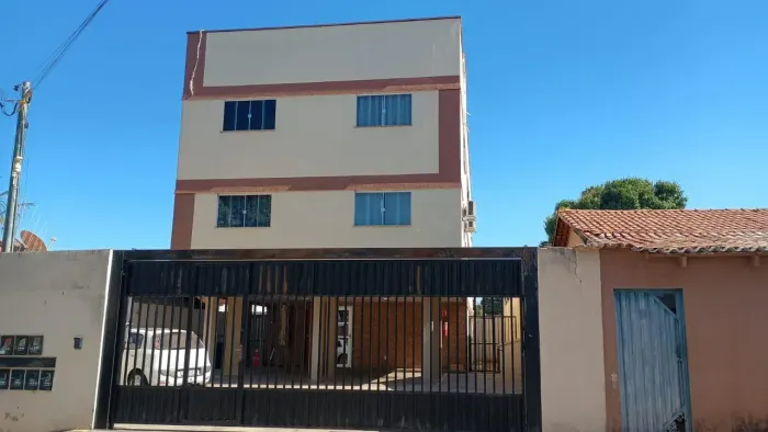 Apto 2 quartos no Setor Pq flamboyant
