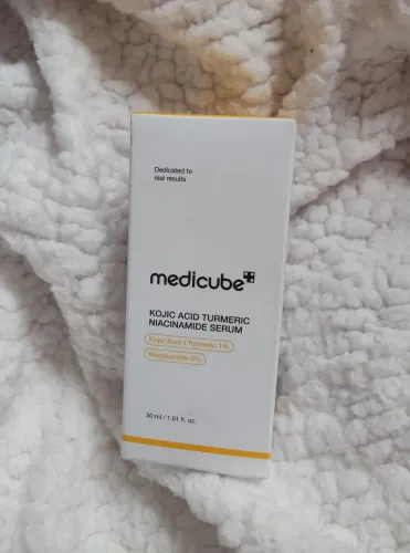 Medicube- kojic acid niacinamida serum