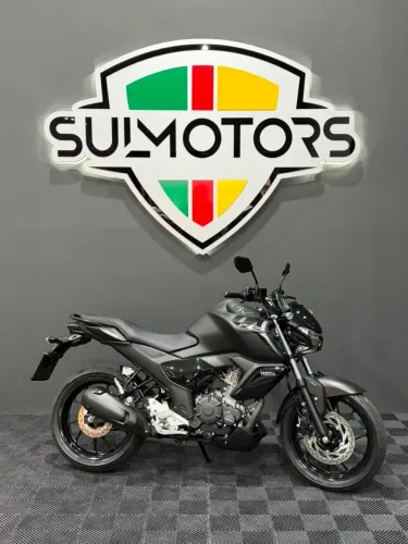 YAMAHA FZ15 APENAS 0023 KM EMPLACADA SEM DETALHES DE USO SUL MOTORS 