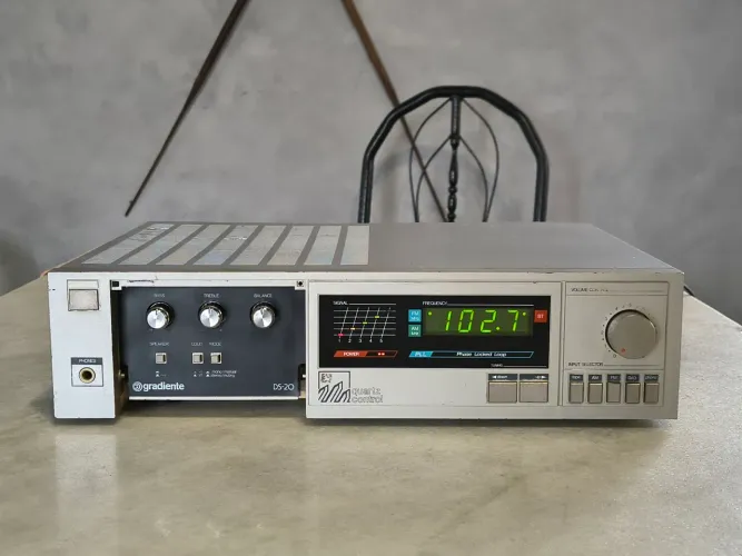Receiver Gradiente DS-20 Som Antigo Rádio Vintage LP Vinil Toca Discos 