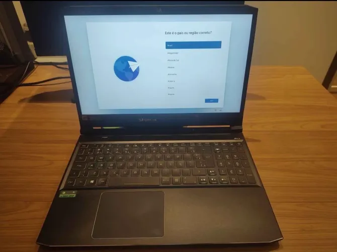 Notebook Gamer Acer Predator Helios 300 (PH315-54)