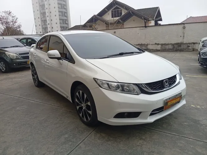 Honda Civic Sedan LXR 2.0 Flexone 16V Aut. 4P 2016