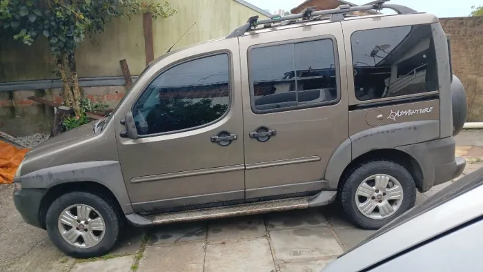 FRETES / MUDANÇAS