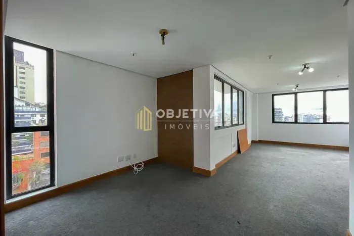 Sala à venda 38M² Petrópolis Porto Alegre - RS