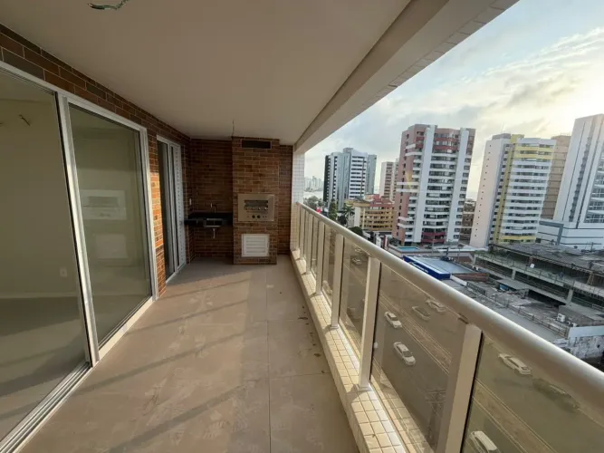 VENDO APARTAMENTO exclusivo em localização privilegiada com vista para Praia do