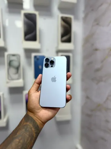 IPHONE 13 PRO MAX 256GB AZUL<br>R$ 3.399,00