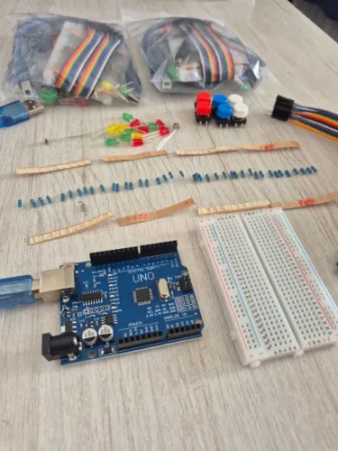 Kit Inicial Arduino Uno R3 com Protoboard | Frete Grátis e Aceitamos cartão