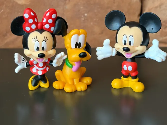 Miniaturas Disney 100 eua unidade