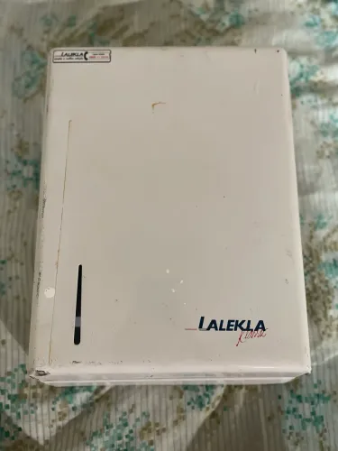 Toalheiro Antigo Lalekla não tem mais chave porém abre normal 