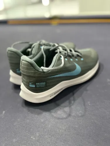 Tênis Nike