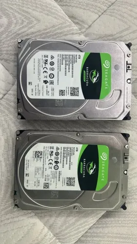 HD Seagate BarraCuda de 4TB (UNIDADE)