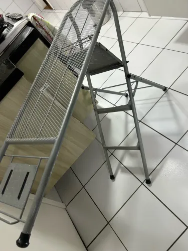 Tábua de passar que vira escada MOR