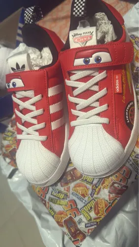 Tênis Adidas Infantil ORIGINAL - CADA um 199,00