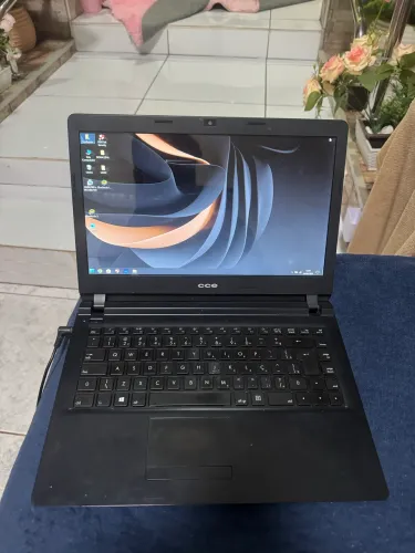 Computador cce