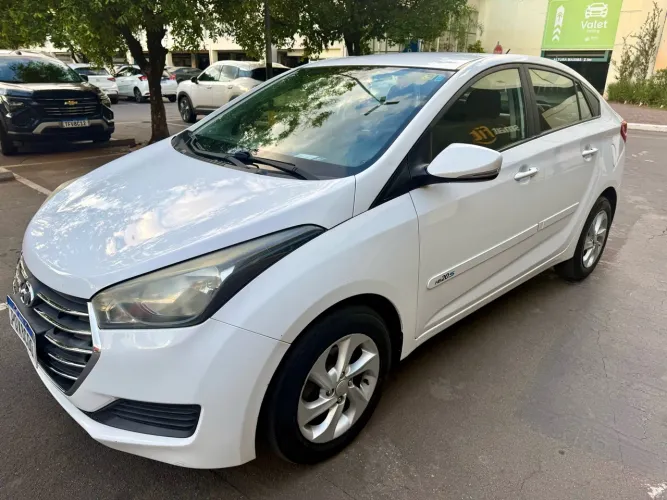 Hyundai HB20S C.style/c.plus1.6 Flex 16V Aut. 4P 2017