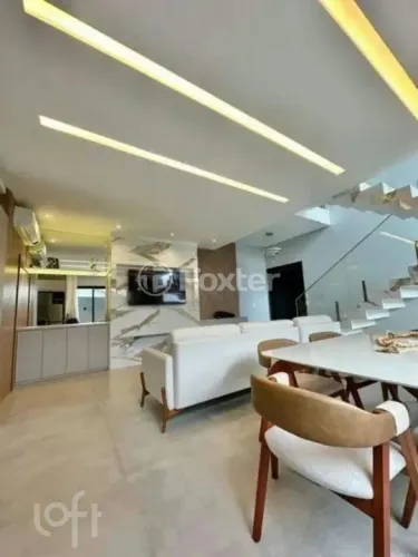 Casa à venda Rua Fernando Bauther da Silva, Ingleses do Rio Vermelho - Florianópolis