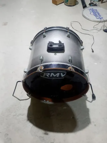 Bumbo RMV 22 polegadas 