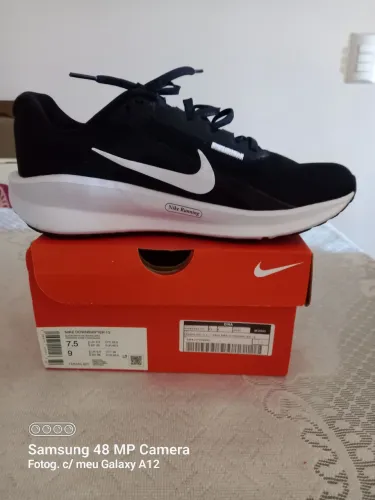 Tênis Nike
