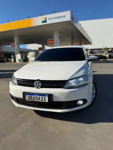Volkswagen Jetta Comfortline 2.0 T.flex 8V 4P Tipt. 2013