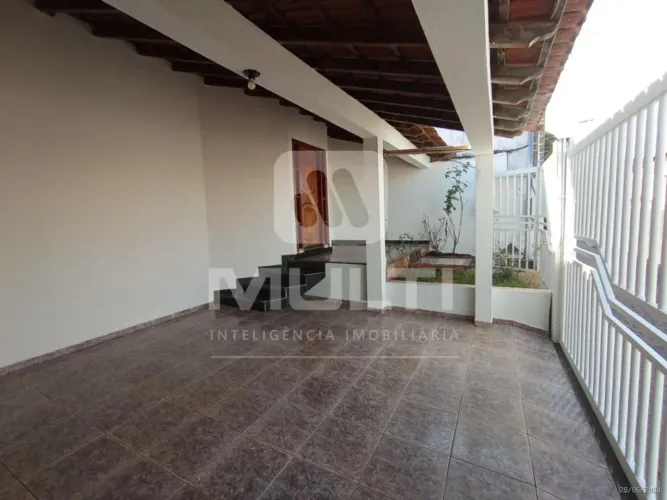 Casa - JARDIM BRASILIA