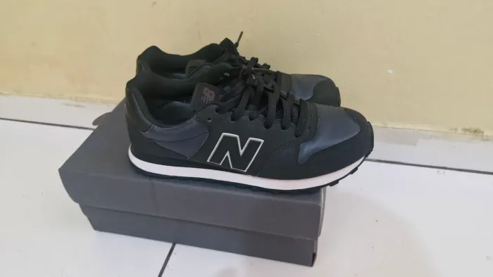 Tênis New Balance ( ORIGINAL ) , N ° 39