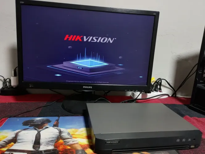 DVR Hikvision AcuSense 16 Canais (iDS-7216HQHI-M1/S) + Fonte