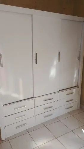 Guarda roupa USADO incluso entrega e montagem