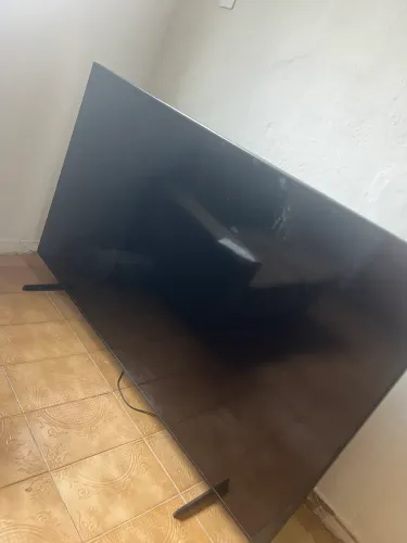 Tv 70 pra retirada de peças