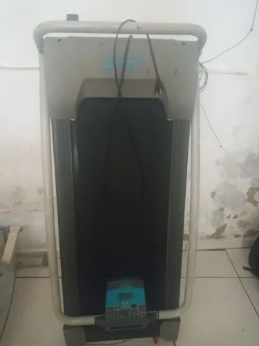 Vendo esteira com urgencia