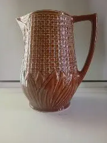 JARRA EM PORCELANA FORMATO DE ESPIGA DE MILHO
