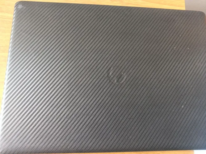 Notebook positivo ideal para estudos com teclado rgb e mouse rgb