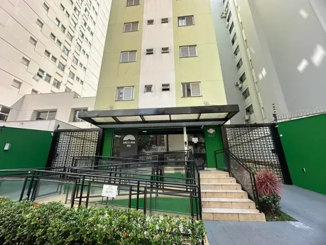 Apartamento 02 quartos na Rua Paranaguá, com garagem.