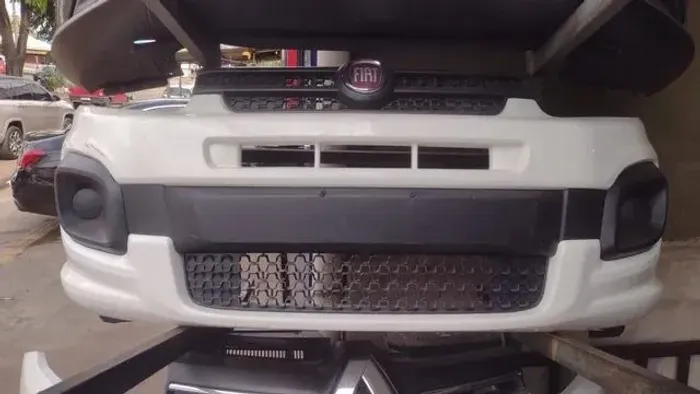 fiat uno drive ano 2020 parachoque dianteiro completo original