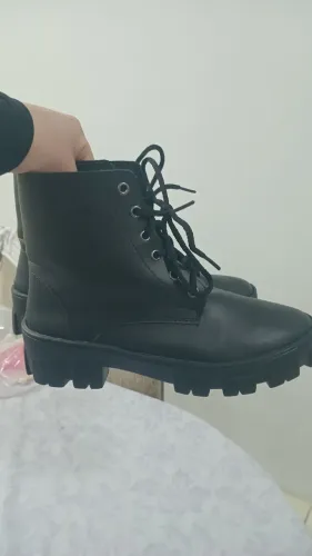 Bota coturno tamanho 37 usada 1x