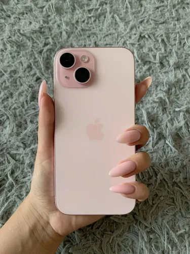 iPhone 15 Plus