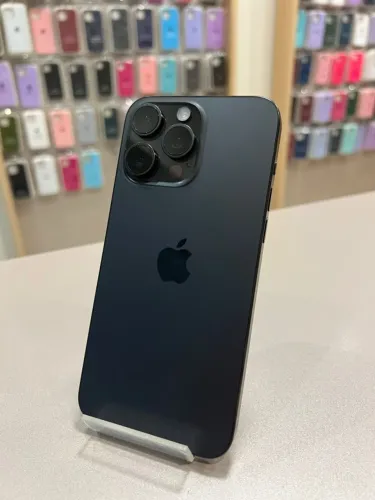 iPhone 16 Pro Max 256GB Preto Seminovo 96% - Retire na loja física na Savasii