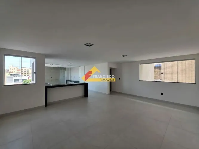 Apartamento à venda, 3 quartos, 1 suíte, 2 vagas, Centro - Divinópolis/MG