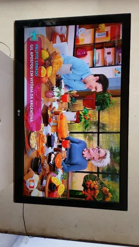 TV LG 42 POLEGADAS (NÃO É SMART). IMAGEM PERFEITA / ACOMPANHA CONTROLE