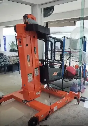 Vendo plataforma elétrica LiftPod 140