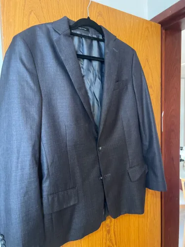 Vendo blazer calvin Klein praticamente novo 