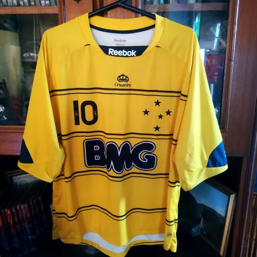 Camisa do Cruzeiro E.C. 2010.  "G