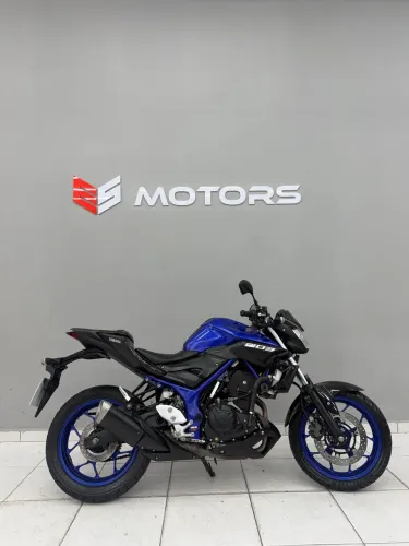 Raridade!!! MT 03 único dono com 28.910 Km acessórios  ano 2020 só na ESMOTORS. 