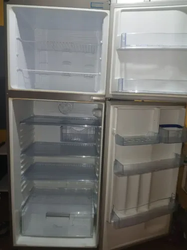 Vendo: Geladeira dúplex continental Copacabana 458L (Inox) Freezer grande 