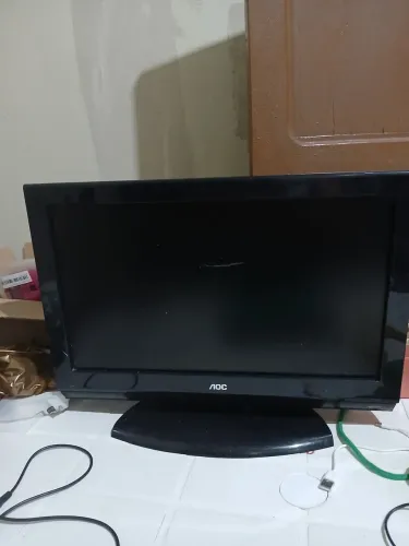 TV e monitor 19 polegadas AOC perfeitos nunca deu defeito