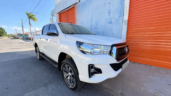 Toyota Hilux CD SRV 4X4 2.8 TDI Diesel Aut. 2020